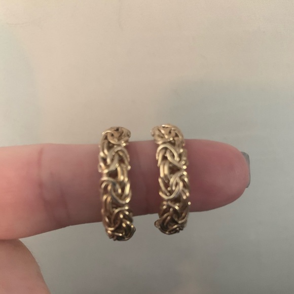 Jewelry - Omega style gold earrings
